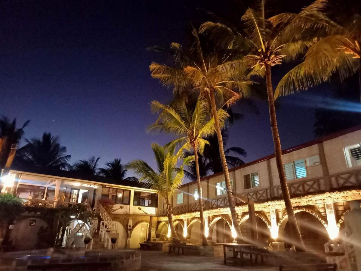 Sunbloom Beachfront Hotel And Restaurant Zambales Sinabacan Exteriör bild