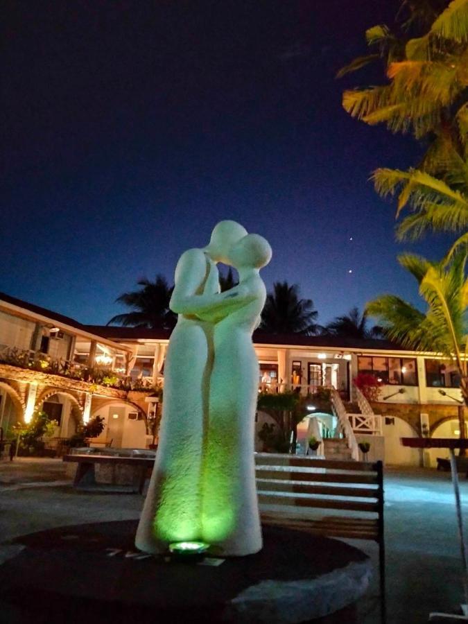 Sunbloom Beachfront Hotel And Restaurant Zambales Sinabacan Exteriör bild